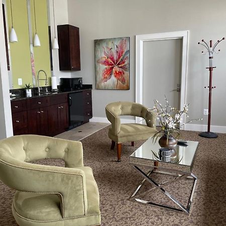 Culpeper Center Suites エクステリア 写真