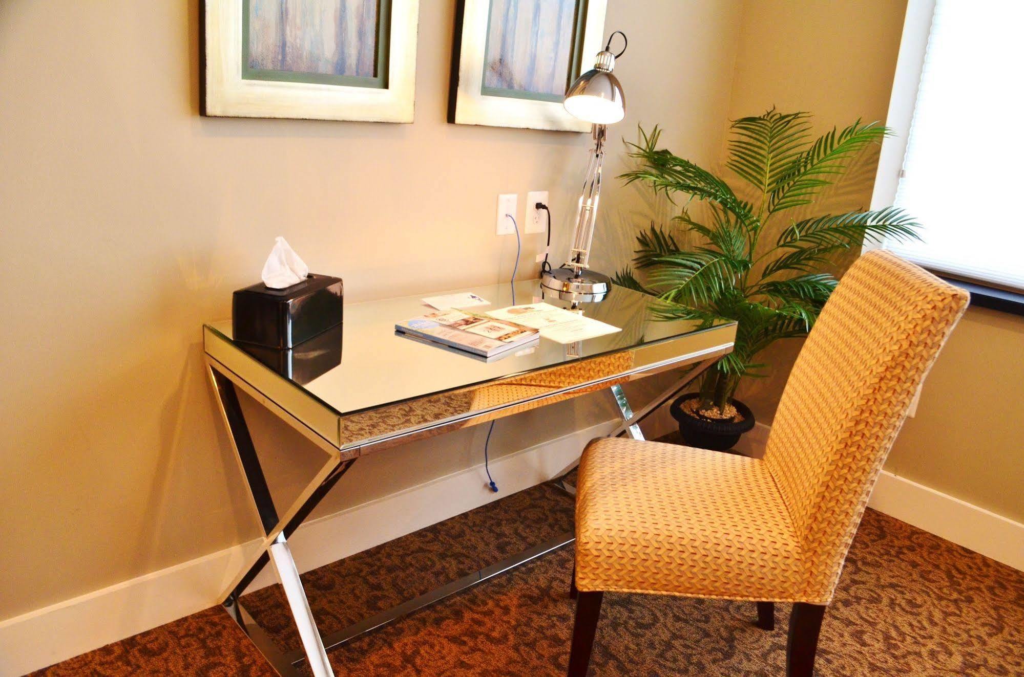 Culpeper Center Suites エクステリア 写真
